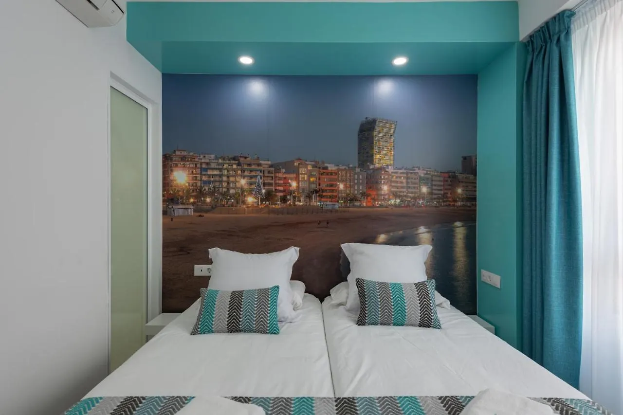 Petit Accommodation Las Canteras Deuxieme Las Palmas de Gran Canaria Spain